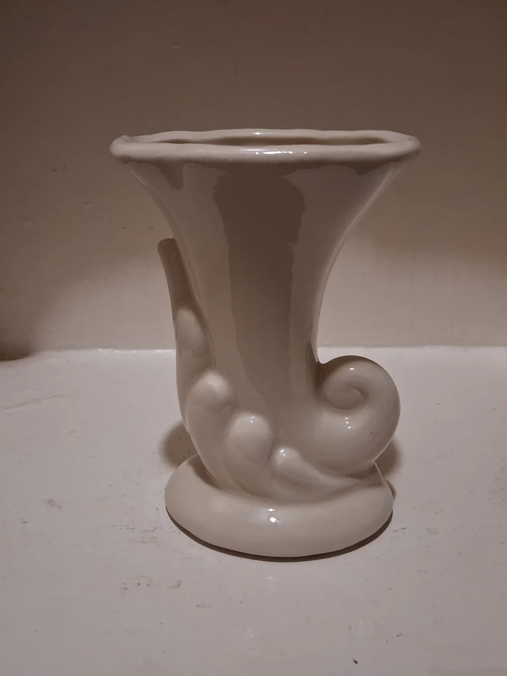 Vintage USA Pottery Cornucopia Bud Vase